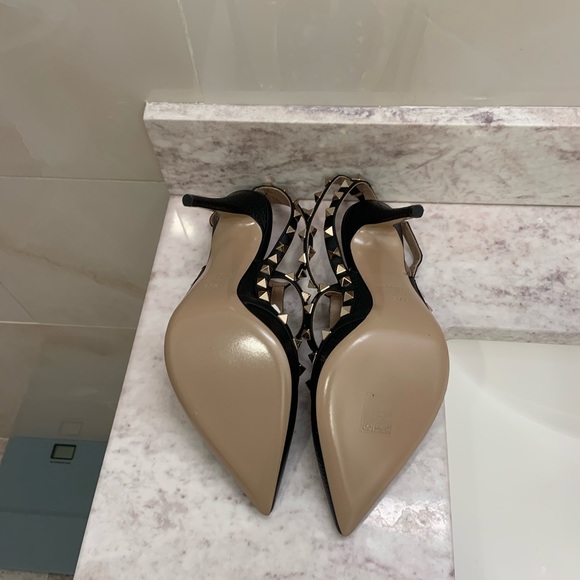 Valentino - Picture 2 of 2